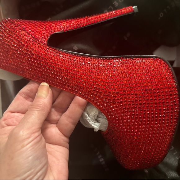 Red sequined high heels - Picture 6 of 14